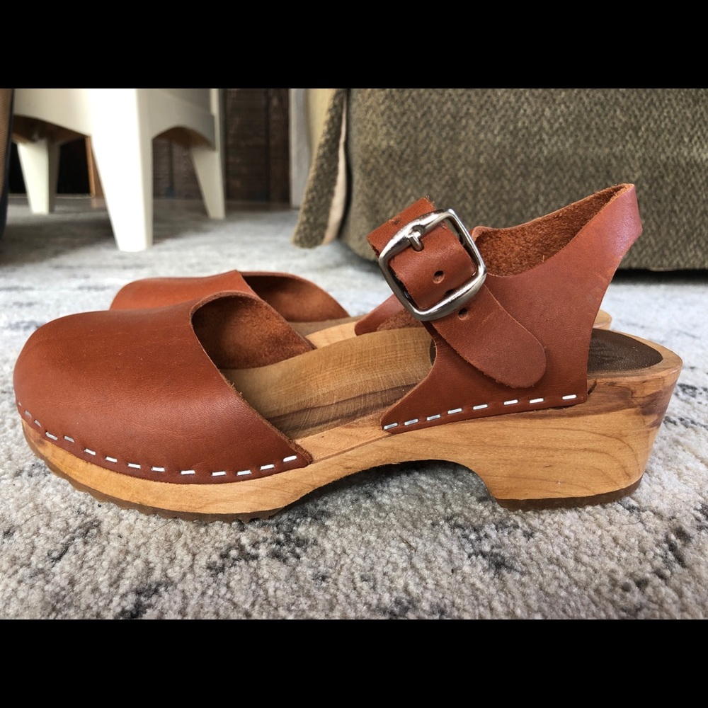 MIA Sophia clogs